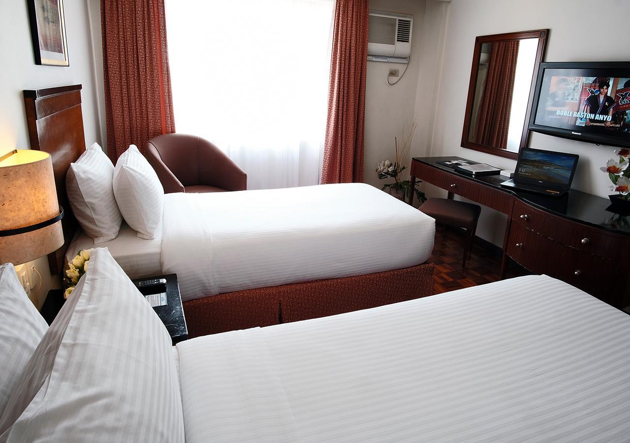 Fersal Hotel Neptune Makati Makati City Ngoại thất bức ảnh