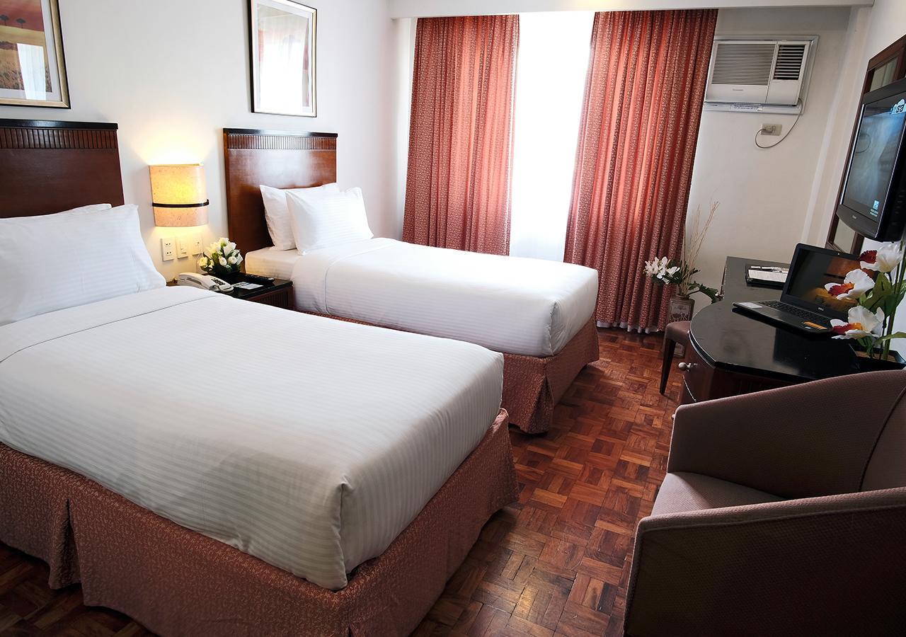 Fersal Hotel Neptune Makati Makati City Ngoại thất bức ảnh